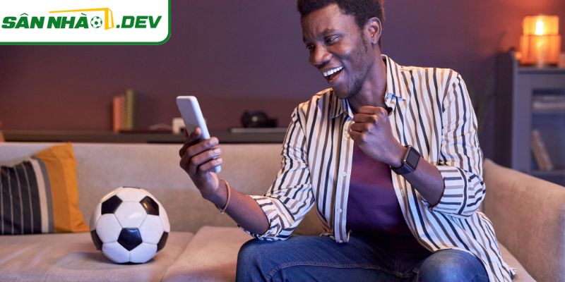 Tìm hiểu chi tiết khái niệm Defender trong bóng đá là gì